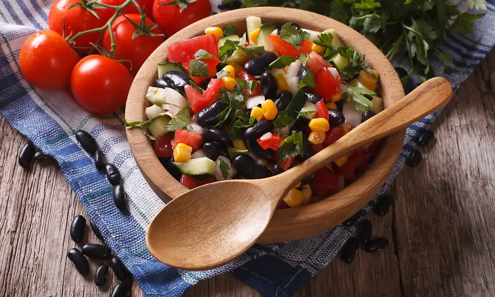 Papu-avokadosalaatti