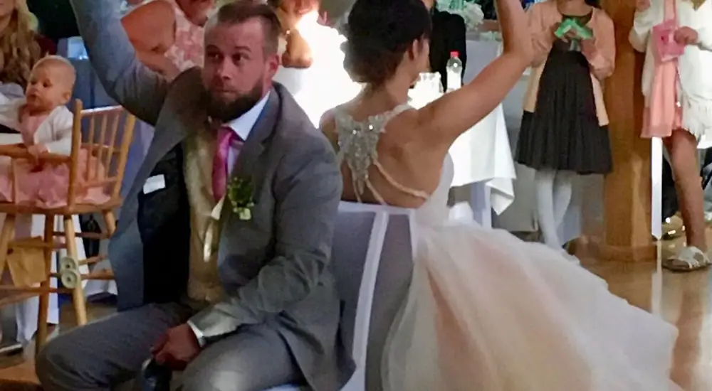 Neljät häät Suomi