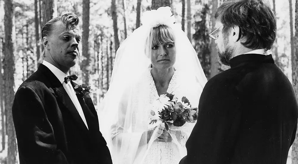 Häpy endkö? Eli kuinka Uuno Turhapuro sai niin kauniin ja rikkaan vaimon