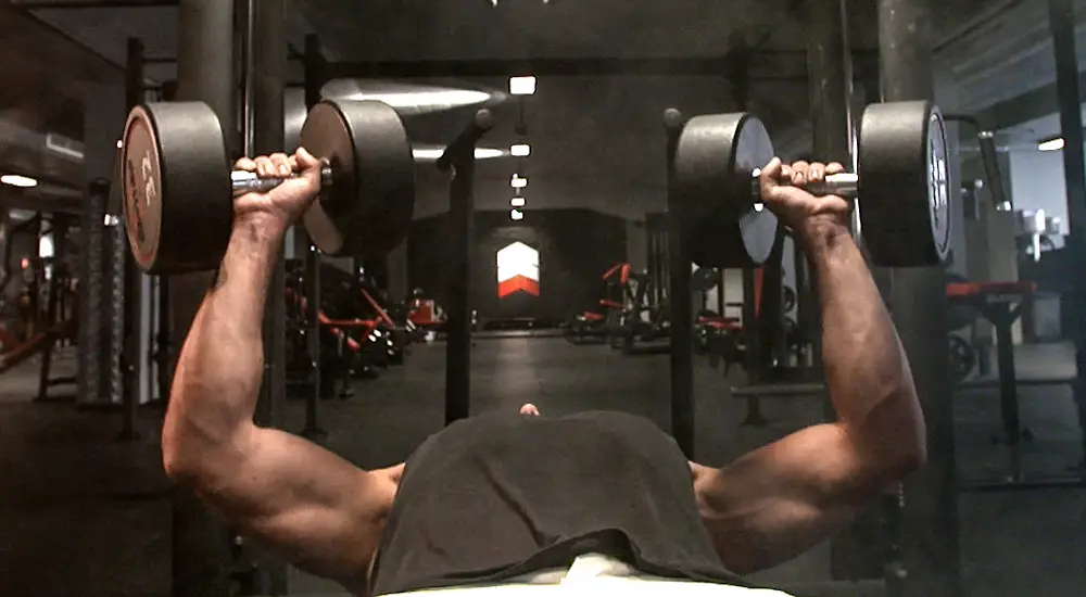 Prisma: Testosteroni - miehuuden lähde