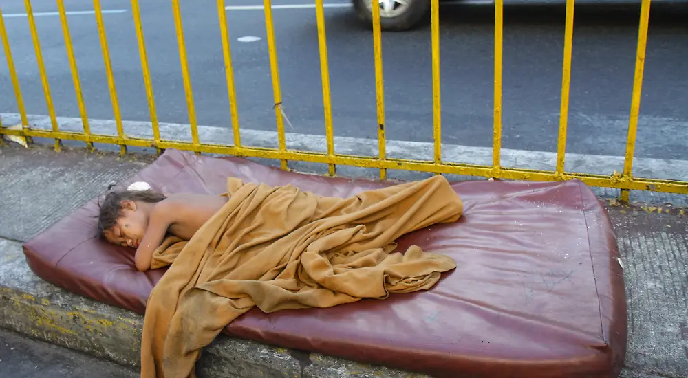 Ulkolinja: Arvottomat lapset