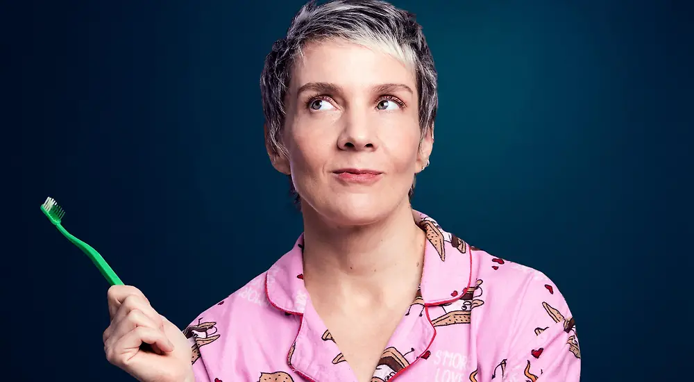 Yökylässä Maria Veitola