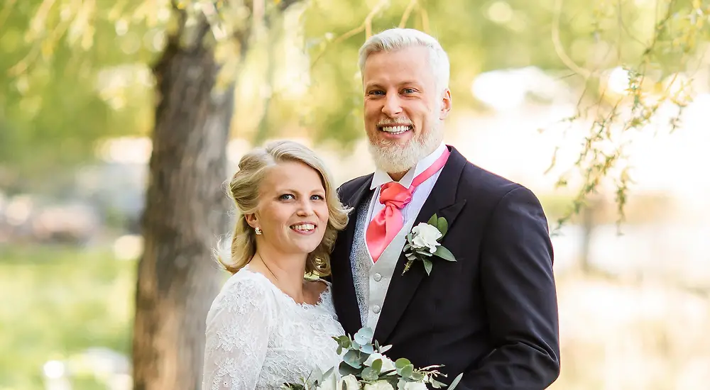 Ensitreffit alttarilla Niina