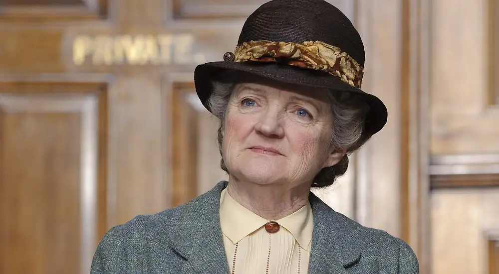 Neiti Marple: Kuoleman sininen kukka