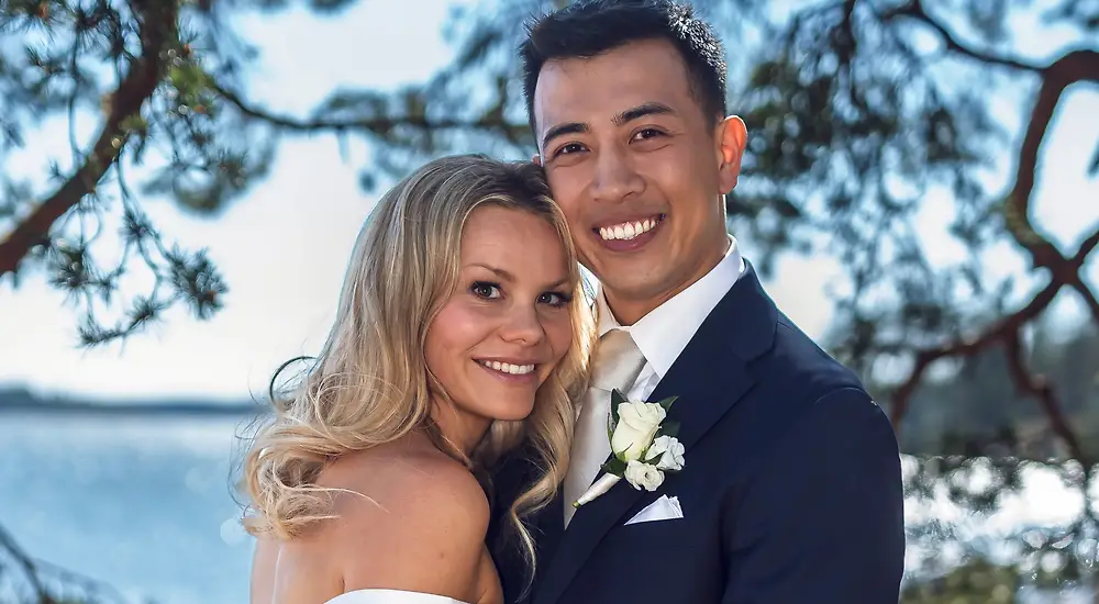 Ensitreffit alttarilla Anna