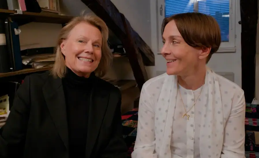 Yökylässä Maria Veitola