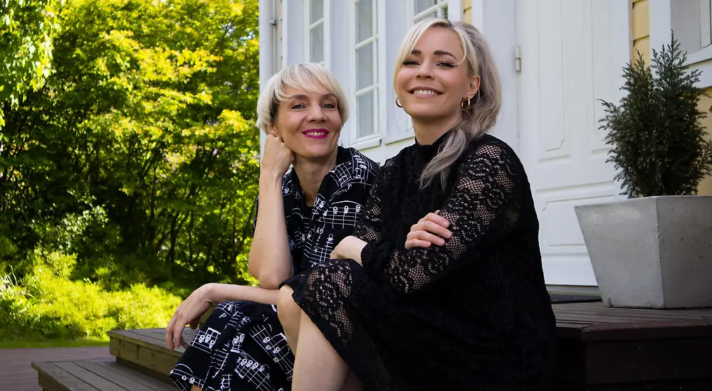 Yökylässä Maria Veitola