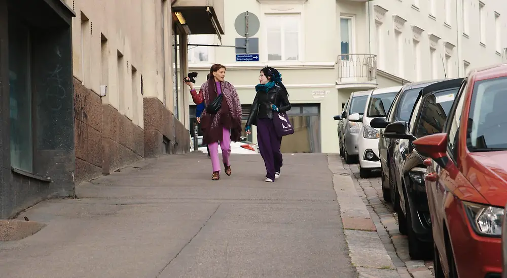 Yökylässä Maria Veitola