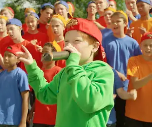 Huippusuosittu TV-leffa: Risto Räppääjä ja liukas Lennart - Vauhtia ja hupia koko perheelle