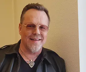 Dingo Neumann sai teinit pyörtymisen partaalle - Mutta mikä saa Nipan tainnoksiin?