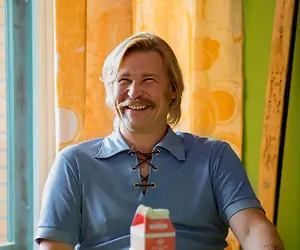 TV:ssä: Olen suomalainen -leffa - Vaikuttava elämäkerta Kari Tapiosta kannattaa katsoa!