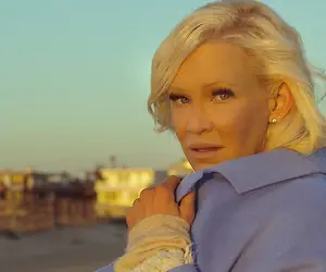 TV-vinkki: Linda Lampenius paljastaa elämänsä vaikeat hetket televisiossa