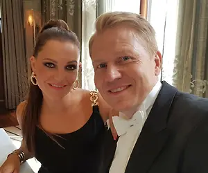 Aki ja Katri Riihilahti saavat vauvan - Tällainen on Riihilahtien uusperhe - Lapsia ex-vaimon kanssa