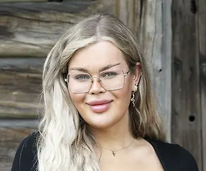 Tätä et nähnyt tv:ssä: Henny Harjusola lataa