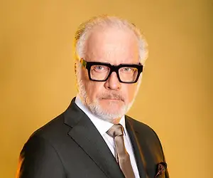 Riku Rantala OUT, Matti Rönkä IN - Hengaillaan visailuohjelmaan astuu kova nimi: 