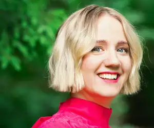 Anniina Valtonen odottaa - Sai 2-vuotiaalta lapseltaan napakan heiton!