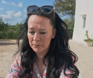 Ellen Jokikunnas saa järkyttävän suru-uutisen Italiassa - Purskahtaa lohduttomaan itkuun