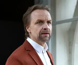 Hoksasitko? L/over-sarjan Jani Volanen on tämän TV-tähden isä!