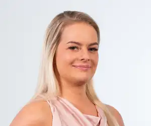 IS: Ensitreffit-Jenni antaa kovaa kritiikkiä Ensitreffit-ohjelmasta: 