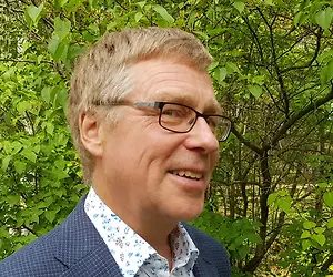 Muistatko? Maajussi-Jouko on aikamoinen isäntä: "Ne ratsastaa hevosilla ja paukuttelee..."