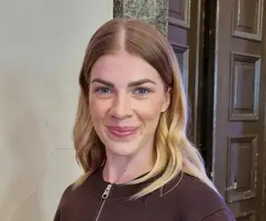 Pernilla Böckerman yllättää paljastuksella - Lähti ison lapsuuden trauman takia Petolliset-realityyn