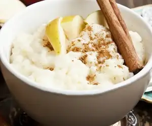 Tiesitkö? Tällä helpolla kikalla riisipuuro ei pala pohjaan!